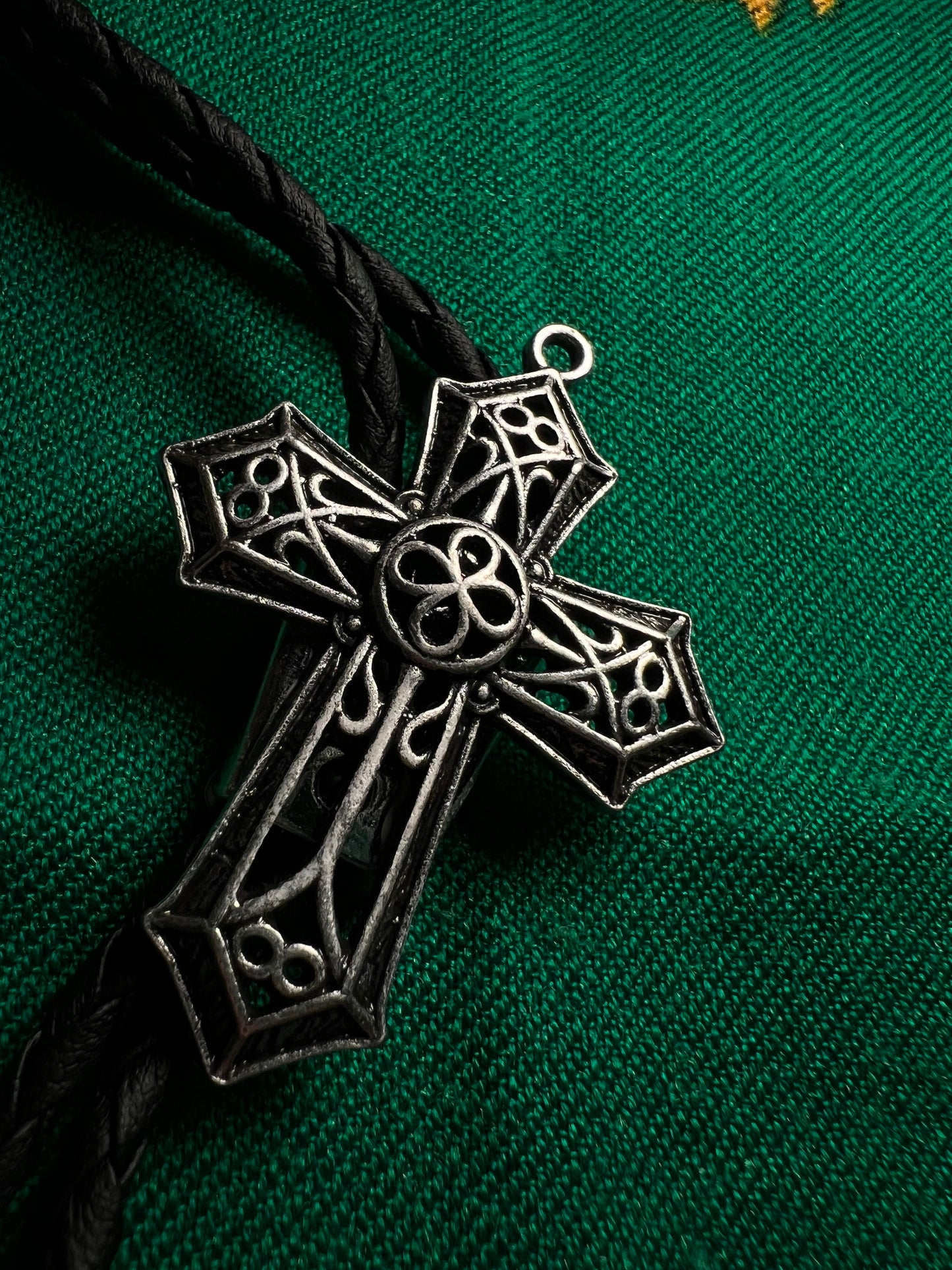 Celtic Cross Bolo Tie