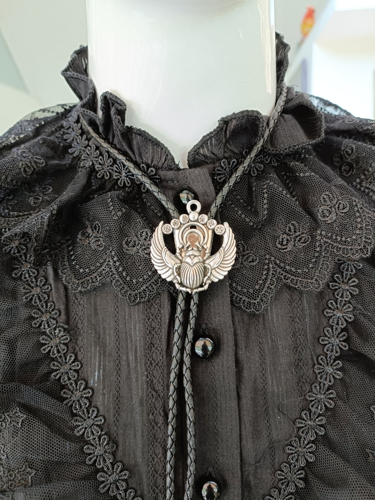 Scarab Bolo