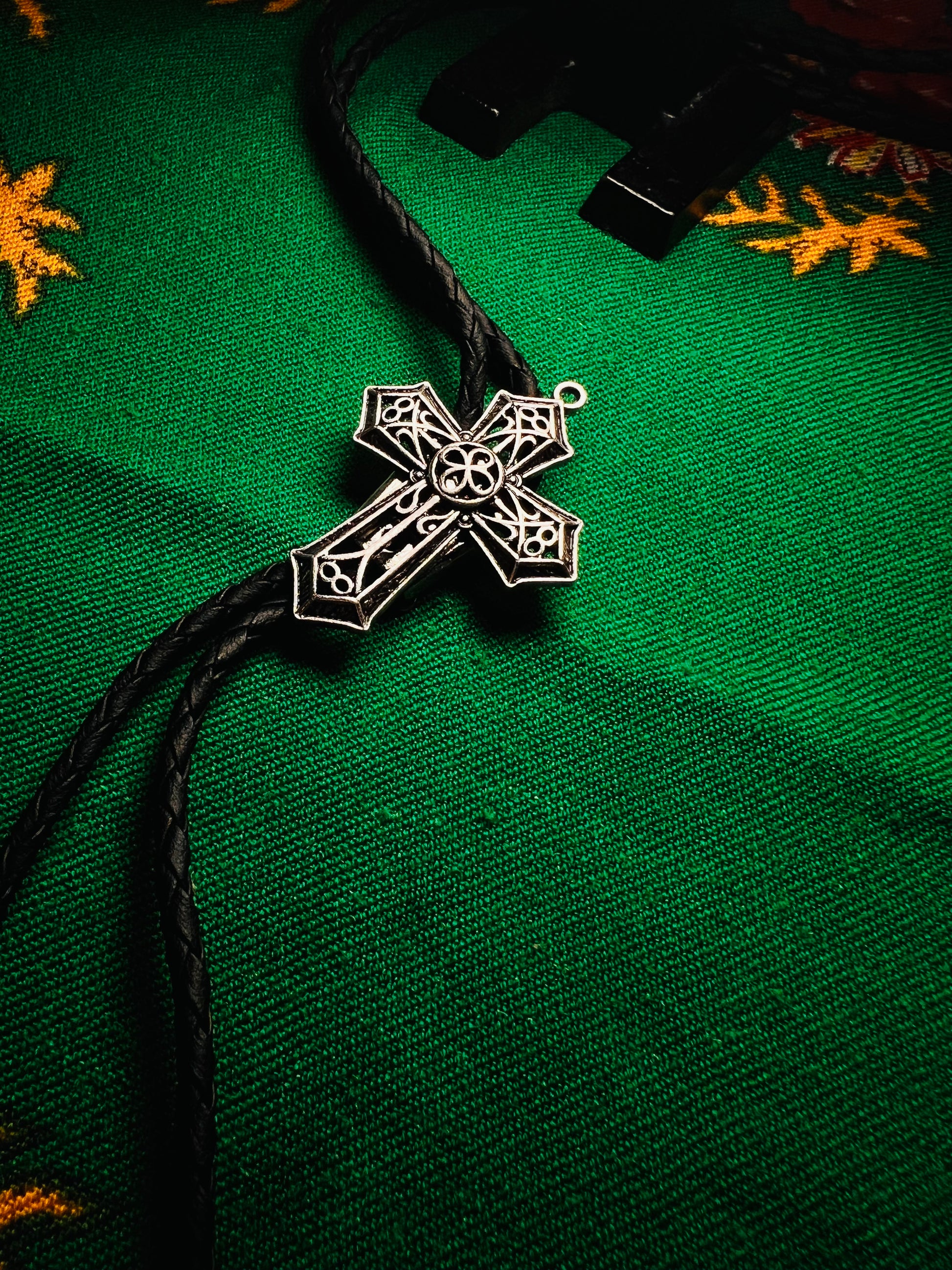 Celtic Cross Bolo Tie
