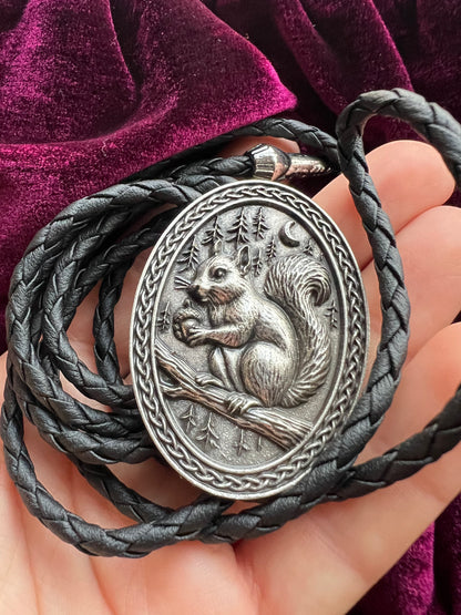 Country Squirrel Bolo Tie