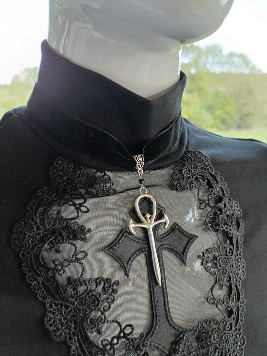 Gothic Ankh Choker- Velvet Vampire Necklace