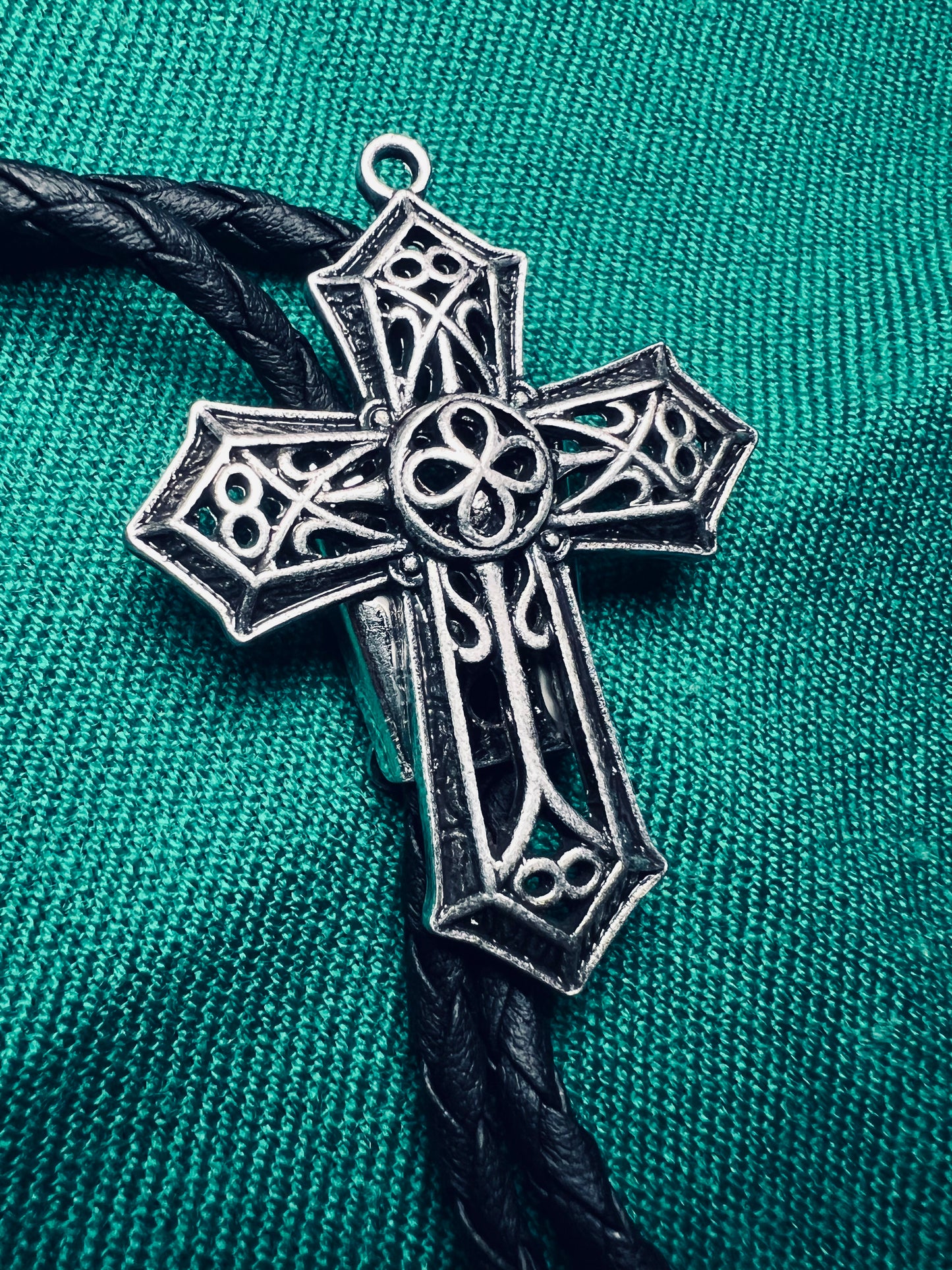 Celtic Cross Bolo Tie
