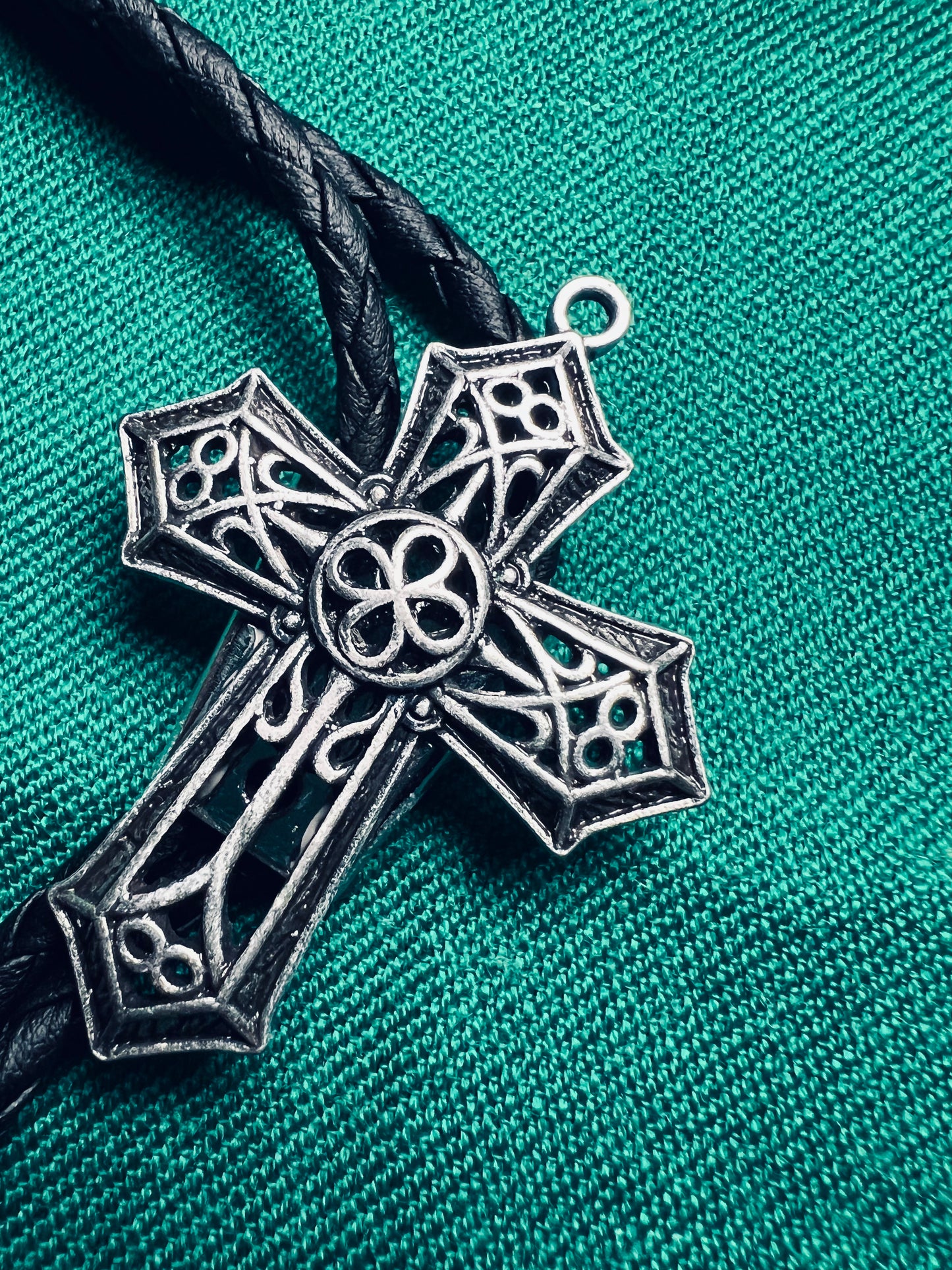 Celtic Cross Bolo Tie