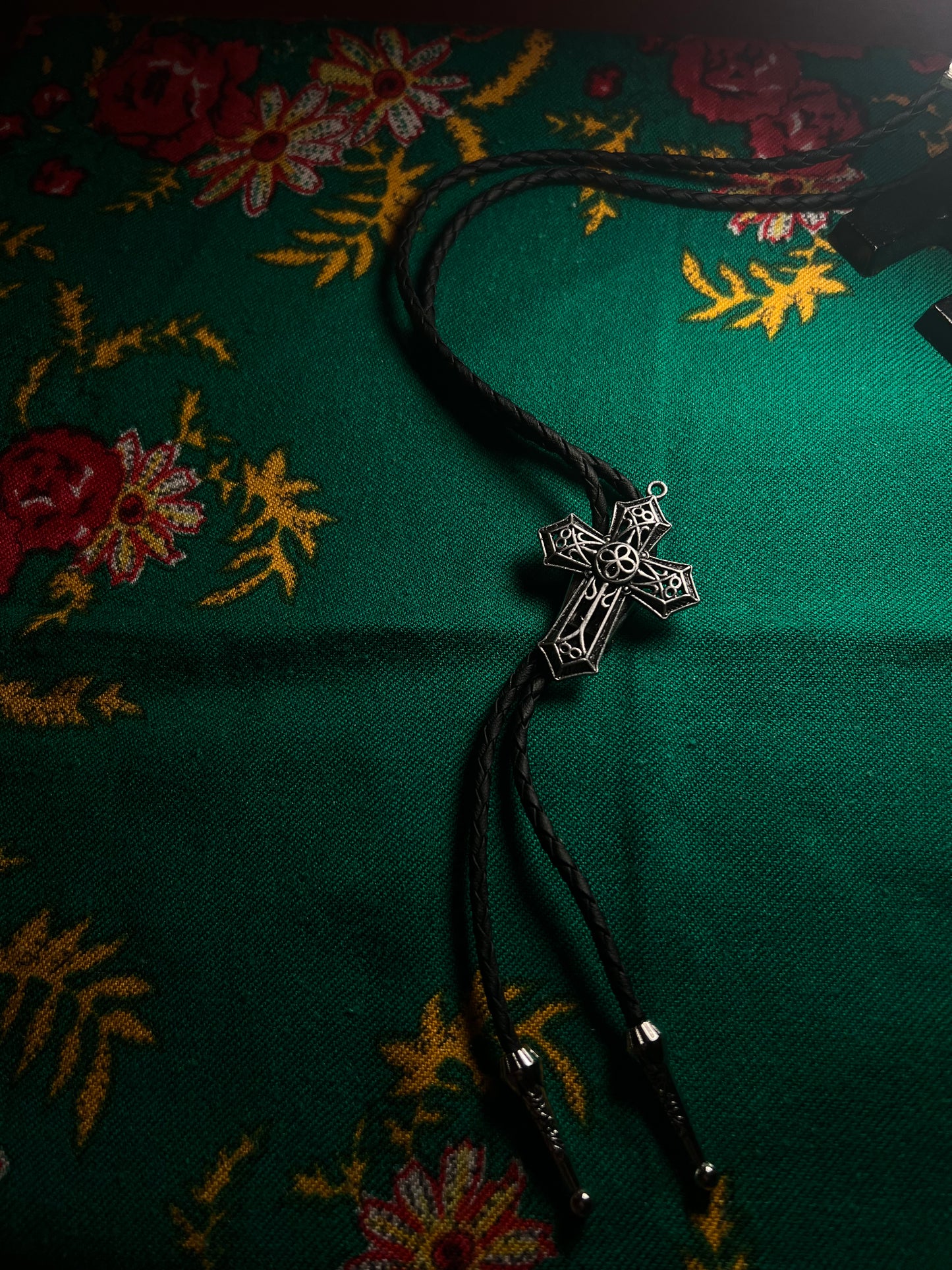Celtic Cross Bolo Tie