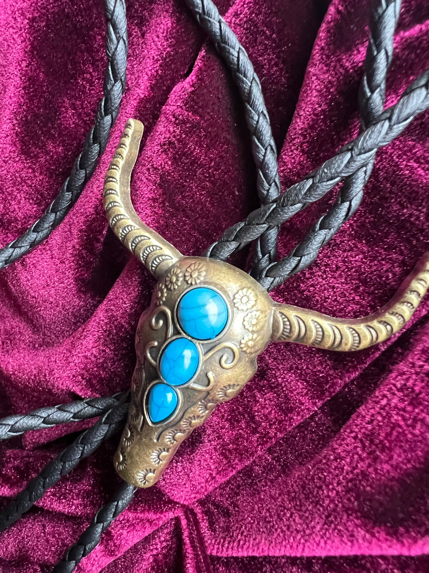 Western Cow Bolo Tie