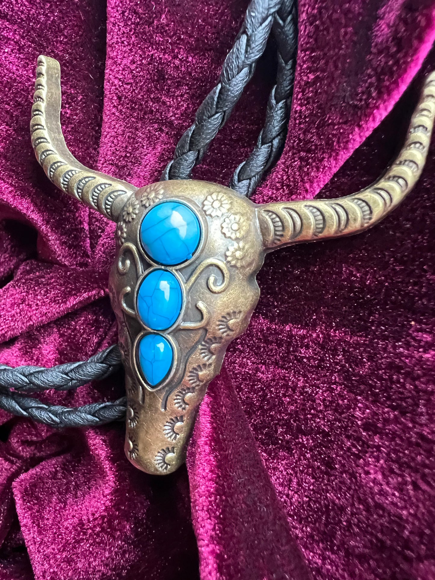 Western Cow Bolo Tie