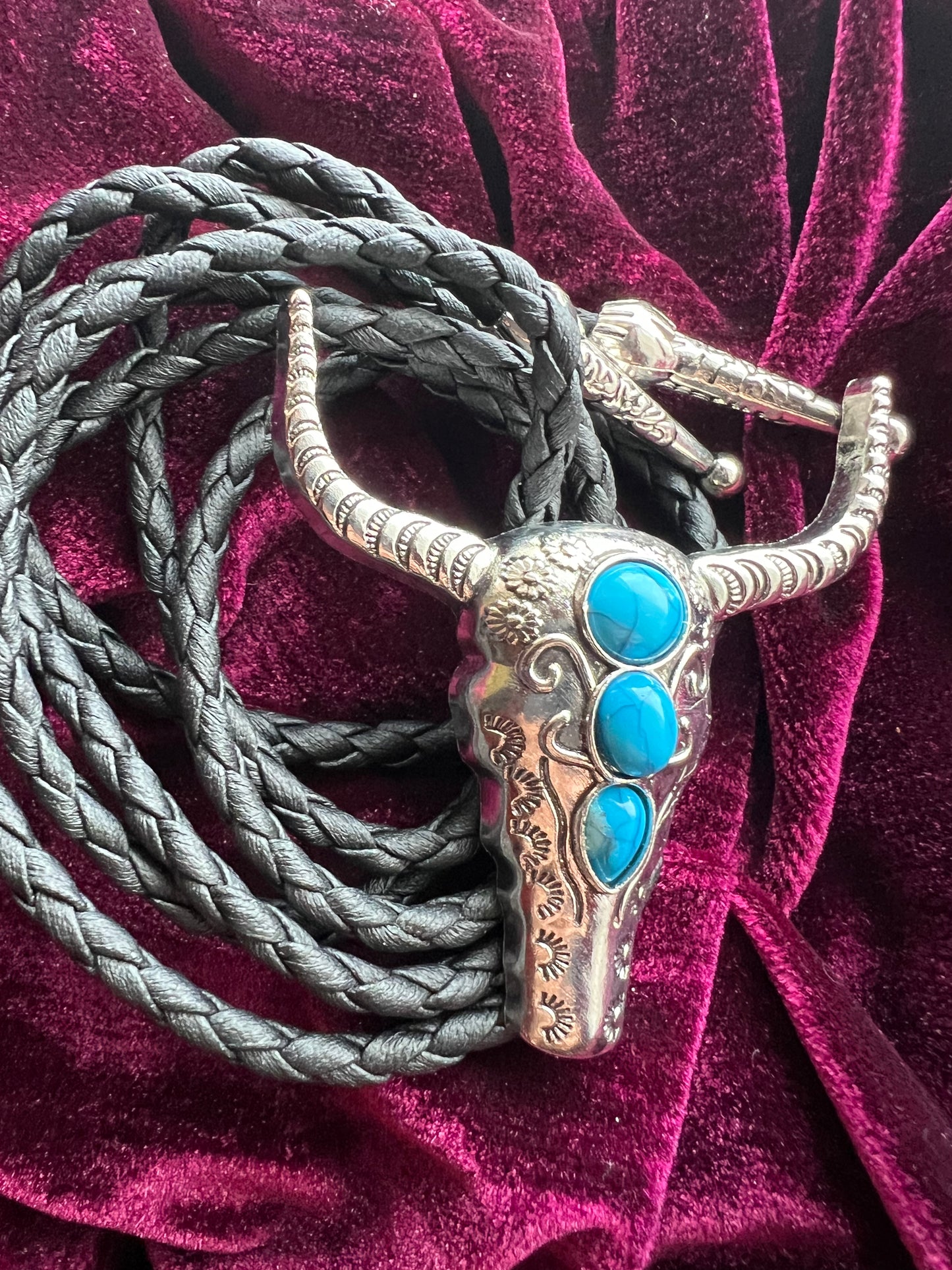 Western Cow Bolo Tie Silver