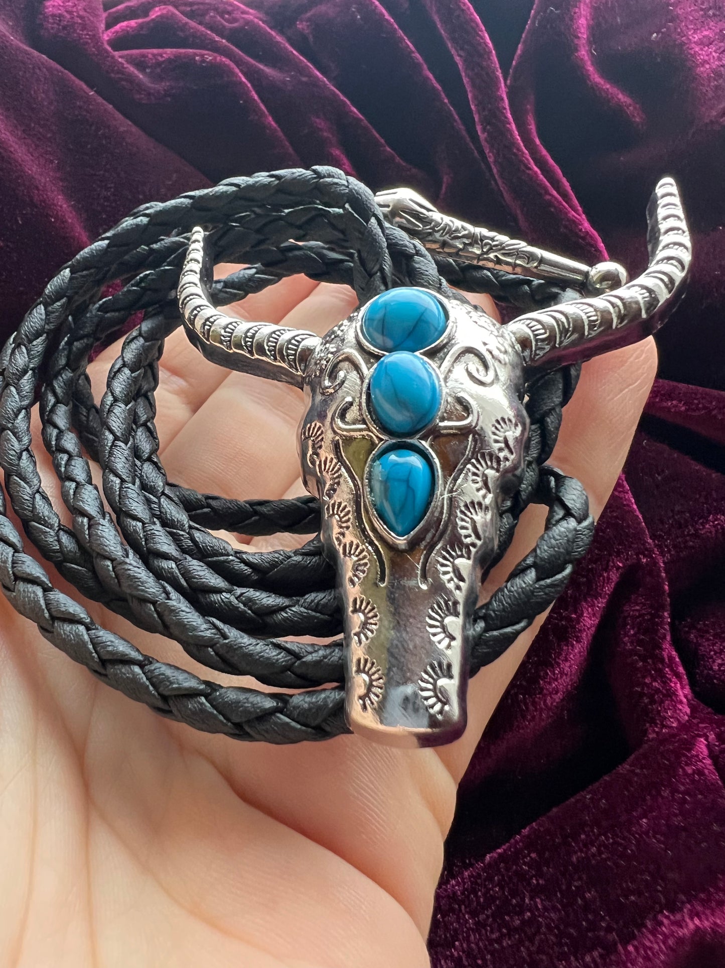 Western Cow Bolo Tie Silver