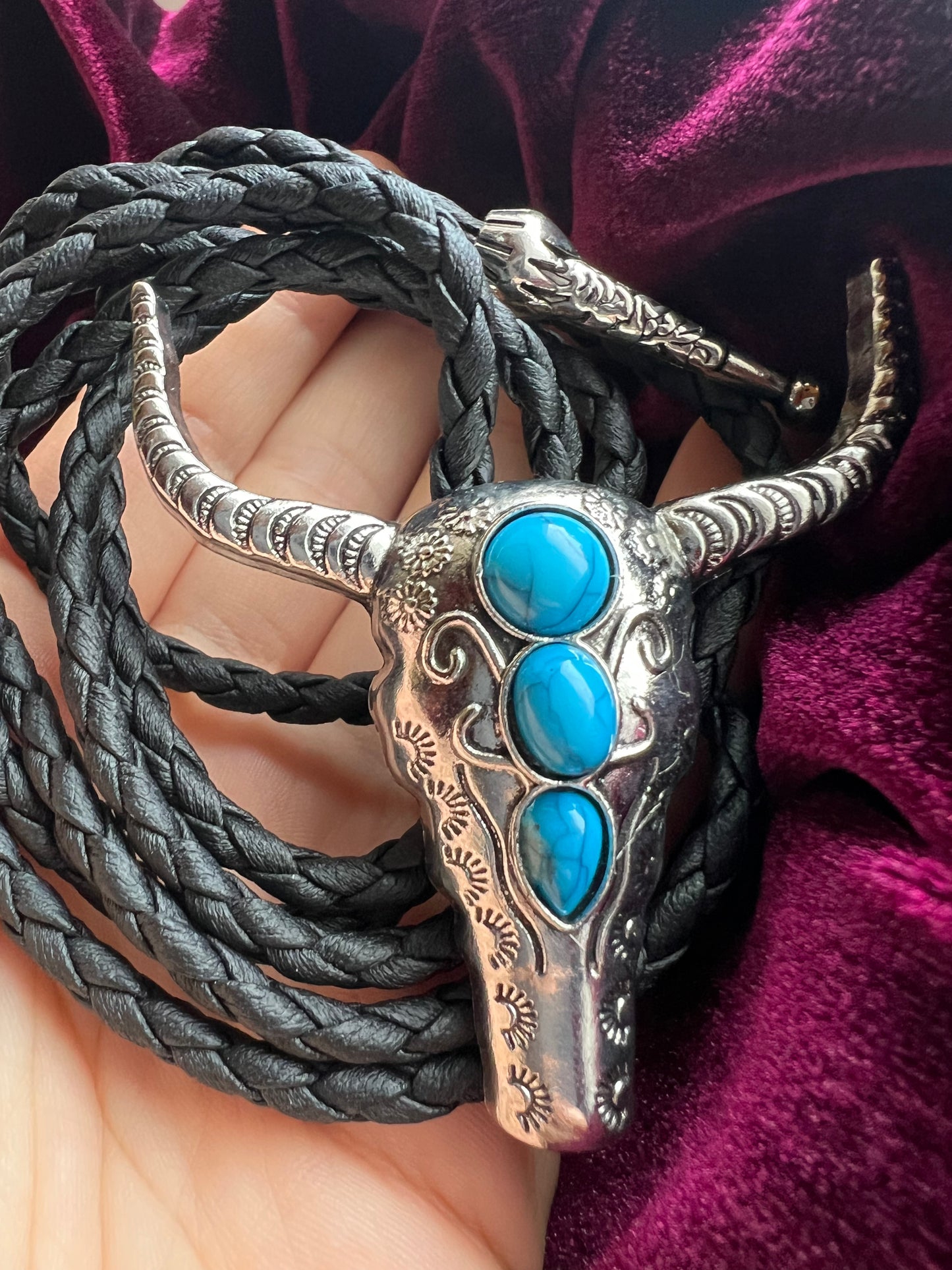 Western Cow Bolo Tie Silver