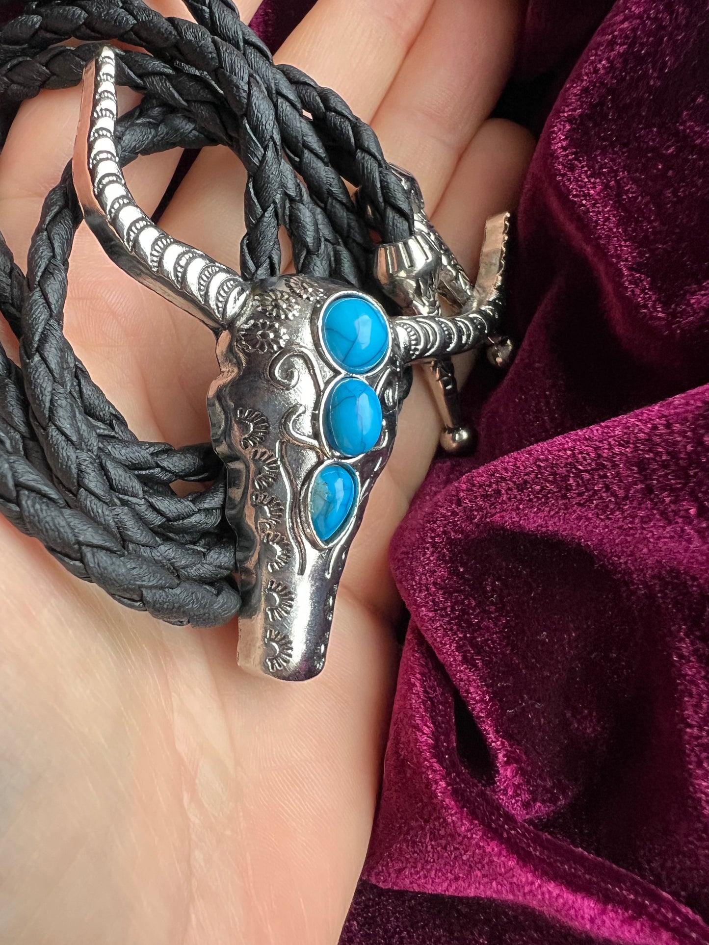 Western Cow Bolo Tie Silver