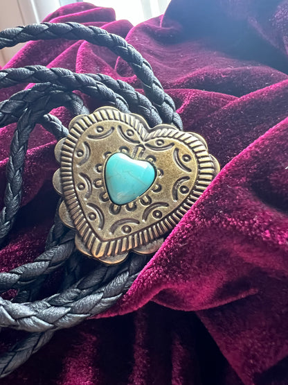 Western Heart Bolo Tie Bronze