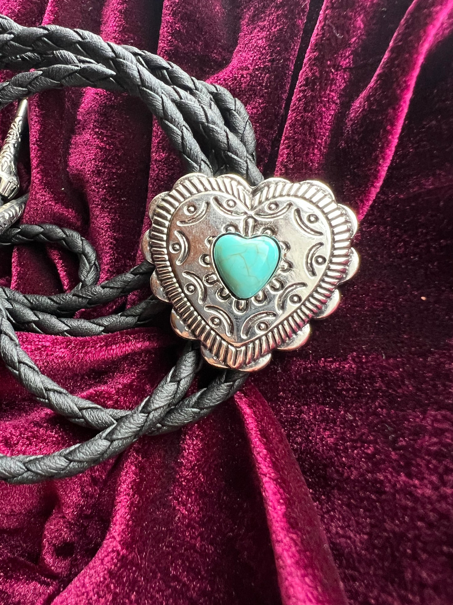 Western Heart Bolo Tie Silver
