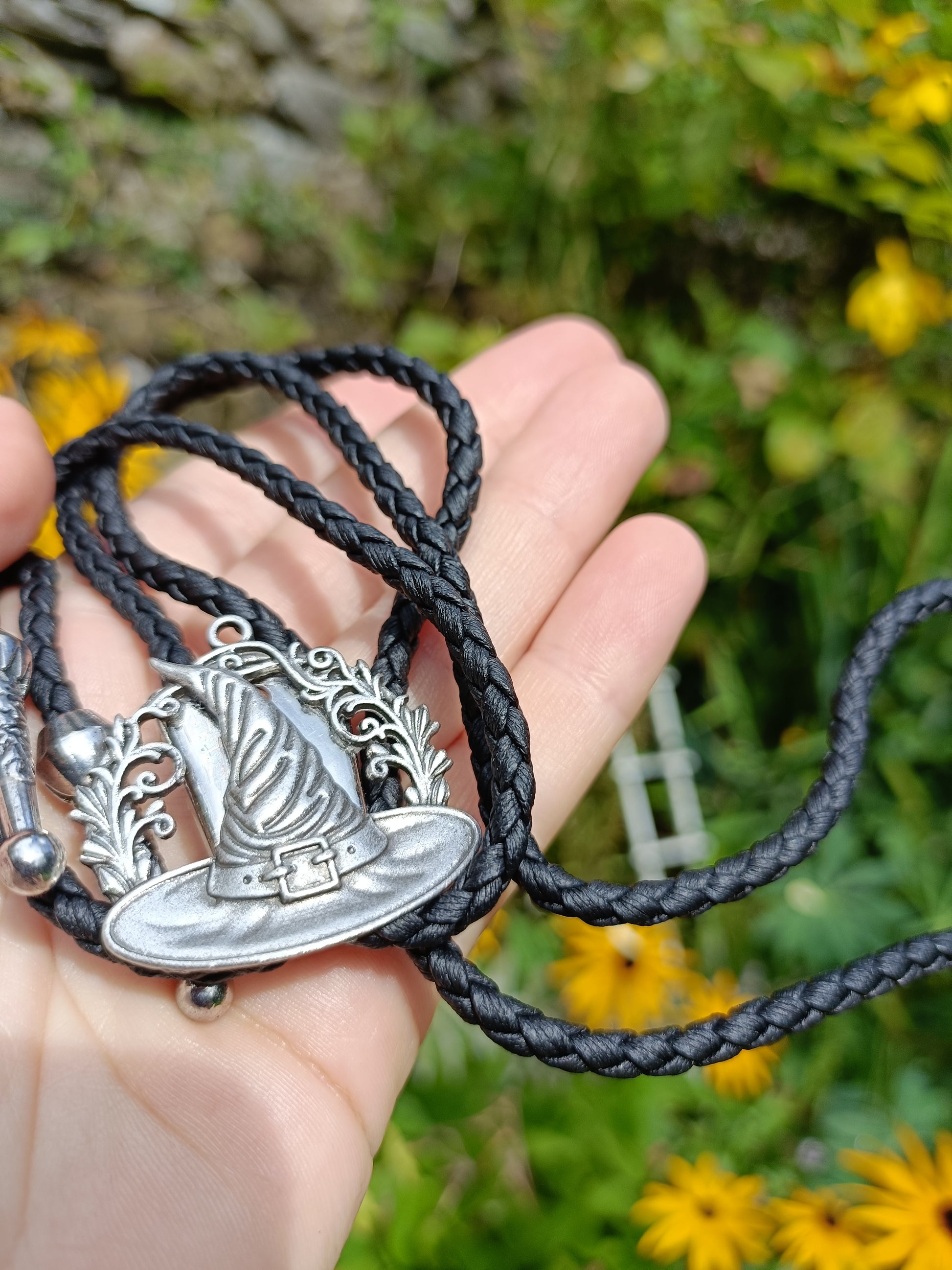 Witches Hat Bolo Tie