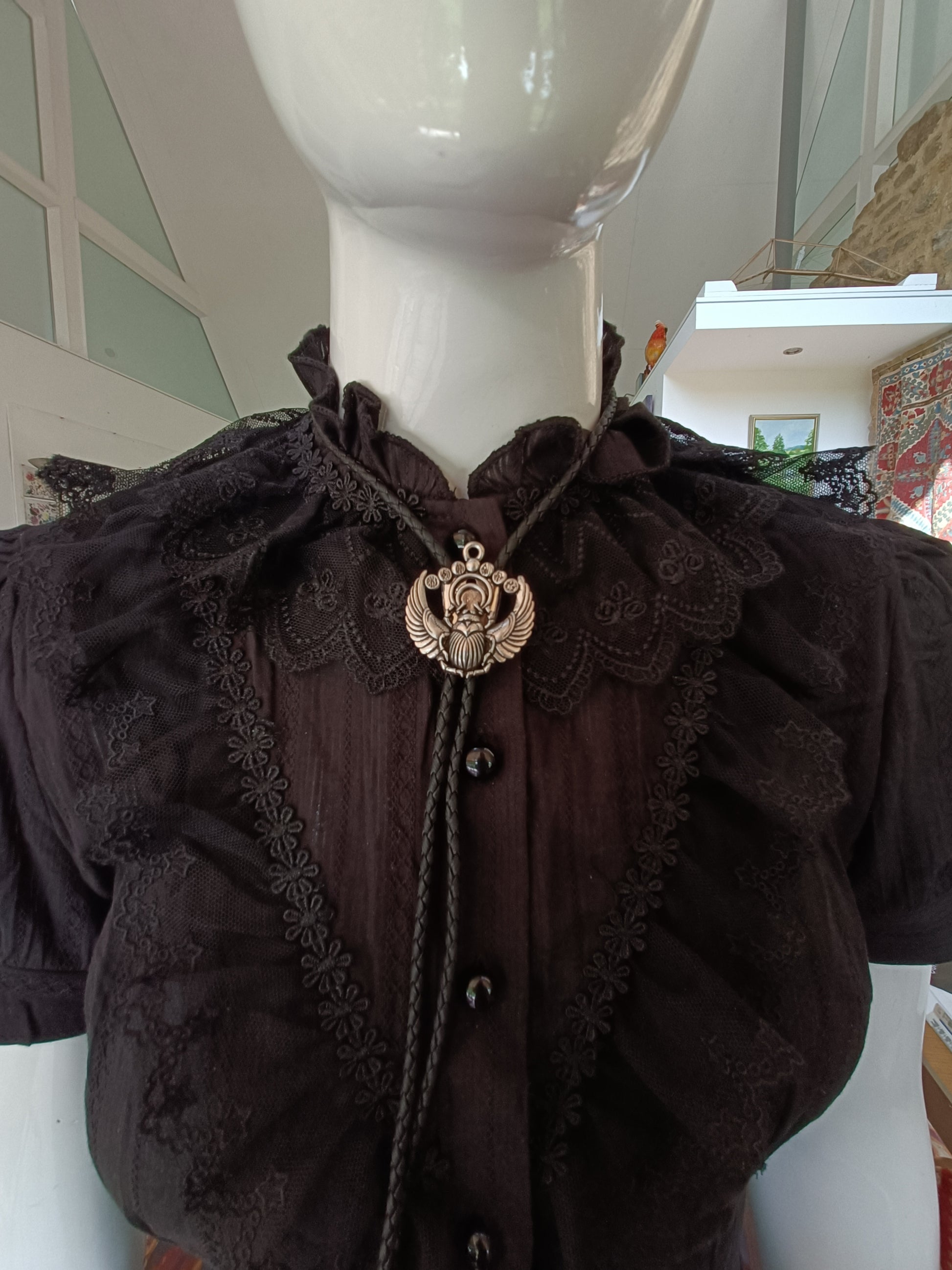 Scarab Bolo