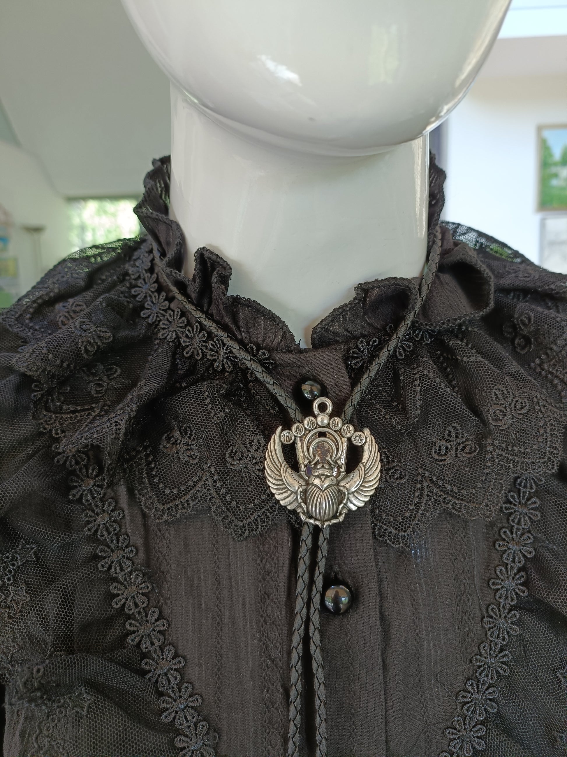 Scarab Bolo